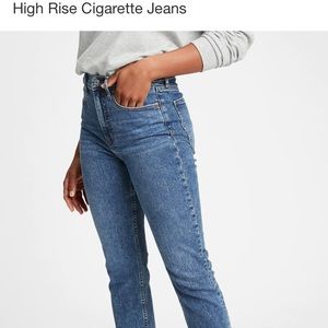 Like New! Gap High Rise Cigarette Jeans sz. 28/6 S
